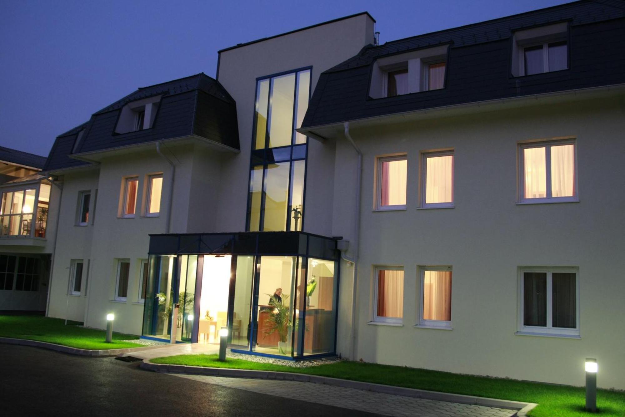 City-Hotel Moedling Modling Exterior foto